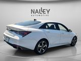 Used 2022 Hyundai Elantra Limited w/ Cargo Package image 5