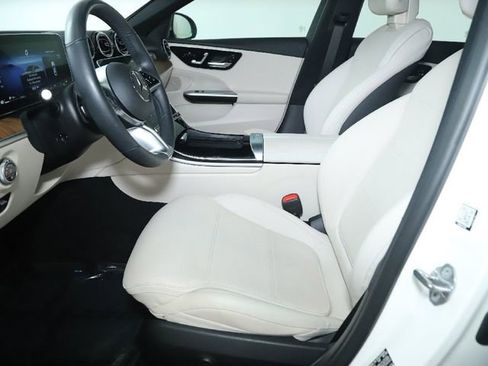 Used 2023 Mercedes-Benz C 300 4MATIC Sedan image 30