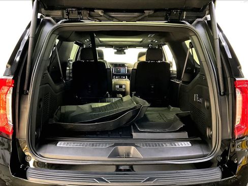 Used 2023 GMC Yukon XL Denali AWD/4WD image 36