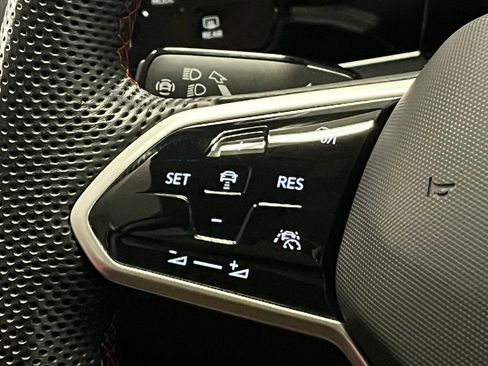 Used 2024 Volkswagen GTI SE w/ SE Leather Seats Package image 26