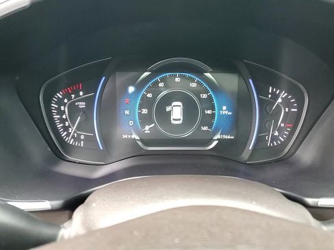 Used 2020 Hyundai Santa Fe Limited image 17