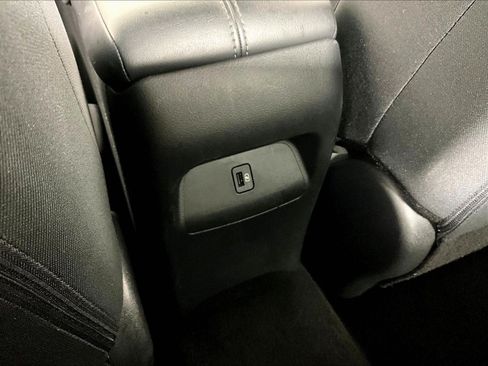 Certified 2024 Nissan Sentra SV FWD image 10