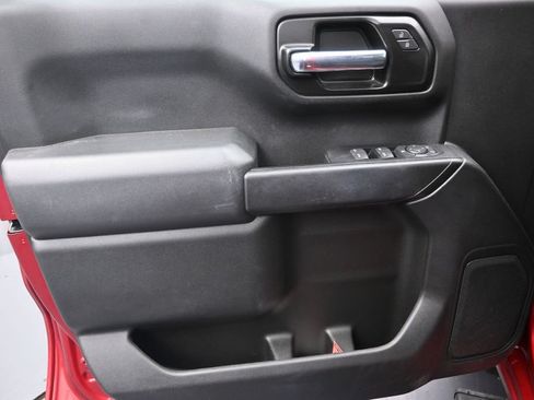 Used 2022 Chevrolet Silverado 1500 Custom RWD image 11
