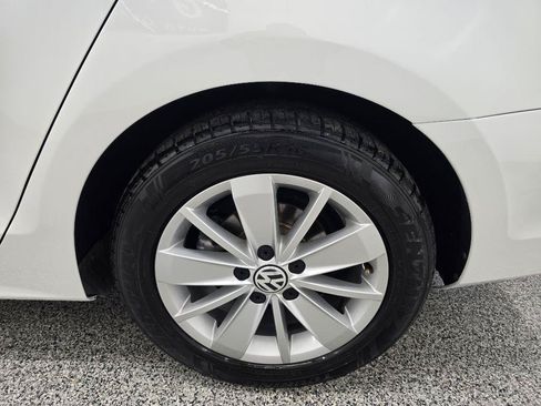 Used 2016 Volkswagen Jetta SE FWD image 33