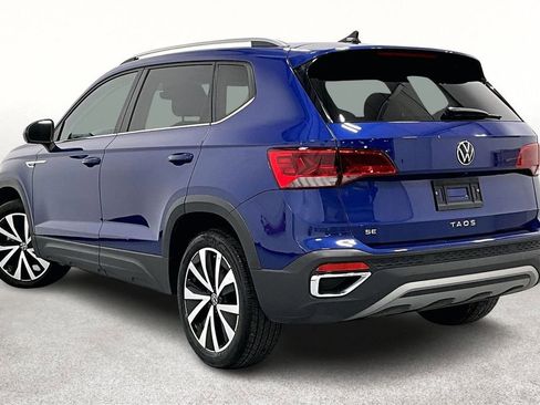 Used 2024 Volkswagen Taos SE image 15