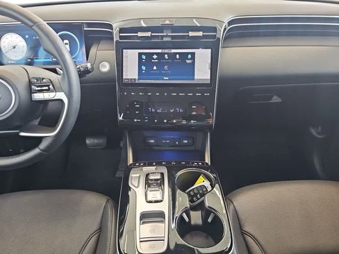 Used 2023 Hyundai Tucson Limited image 13