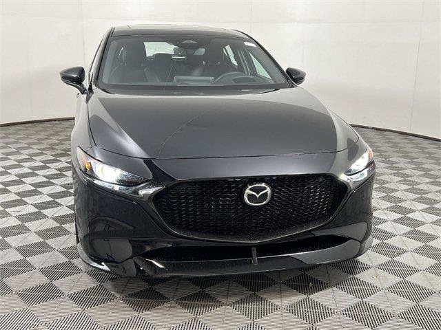 New 2026 MAZDA MAZDA3 Hatchback w/Premium Plus Pkg AWD/4WD image 2