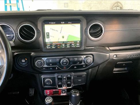 Used 2022 Jeep Wrangler Unlimited Rubicon 4xe image 19