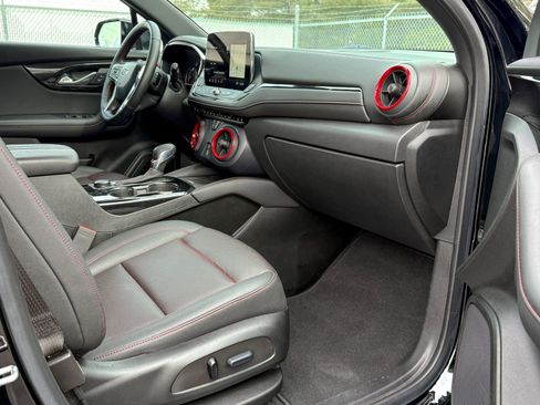 Used 2023 Chevrolet Blazer RS w/ Driver Confidence II Package image 9