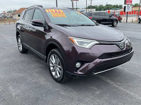 Used 2017 Toyota RAV4 Limited FWD image 7