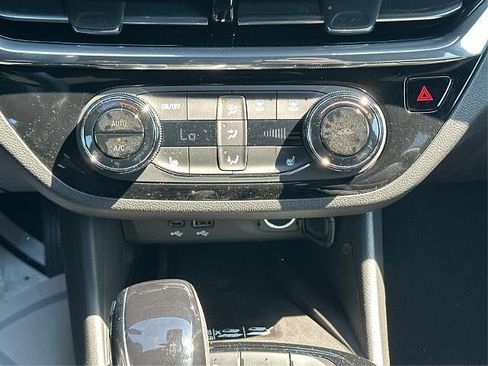 New 2026 Buick Envista Sport Touring w/ Convenience I Package FWD image 15