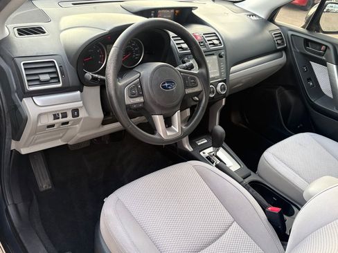 Used 2017 Subaru Forester 2.5i Premium AWD/4WD image 18