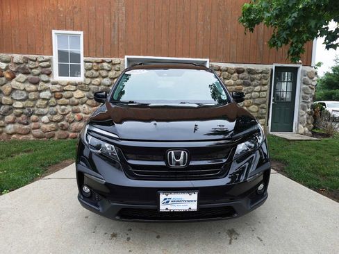 Used 2022 Honda Pilot Special Edition image 2