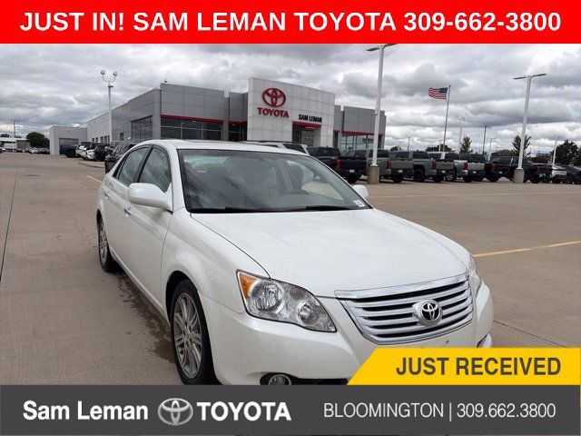 Used 2010 Toyota Avalon Limited FWD image 1
