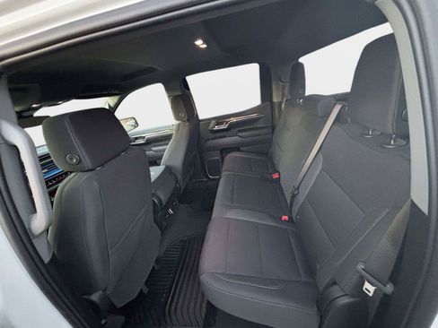 Used 2024 Chevrolet Silverado 1500 LT image 13