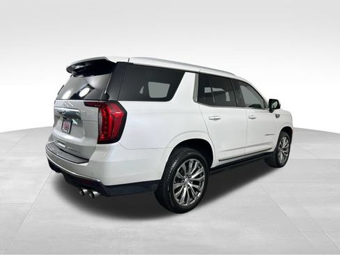 Used 2021 GMC Yukon Denali w/ Denali Premium Package AWD/4WD image 7