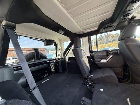Used 2013 Jeep Wrangler Unlimited Sahara w/ Connectivity Group AWD/4WD image 44