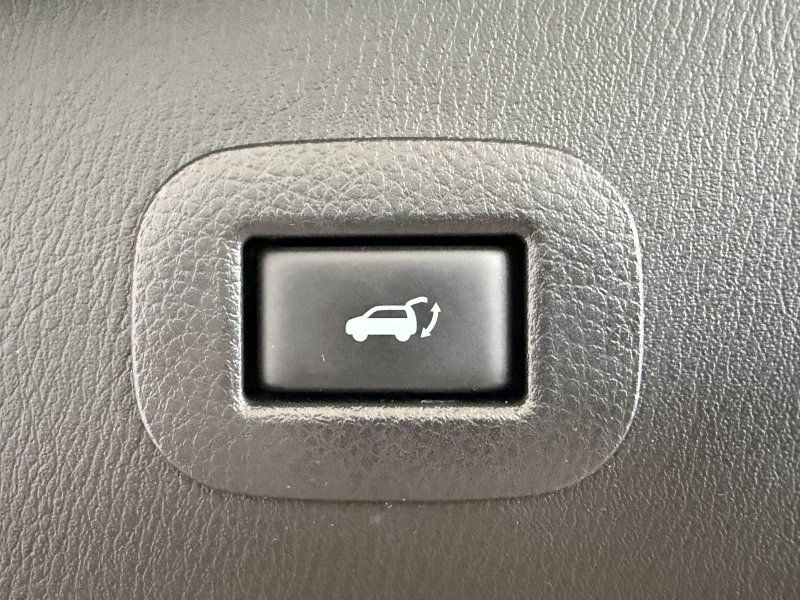 Used 2019 INFINITI QX80 Luxe AWD/4WD image 15