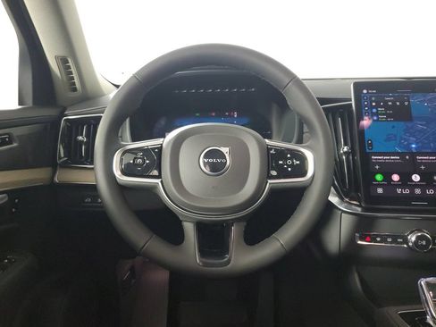 Certified 2025 Volvo XC90 T8 Plus w/ Protection Package Premier AWD/4WD image 14
