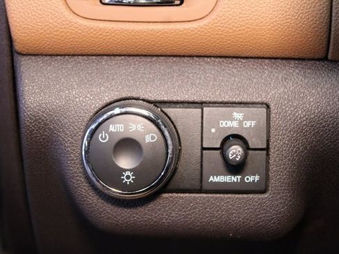 Used 2016 Buick Enclave Premium image 21