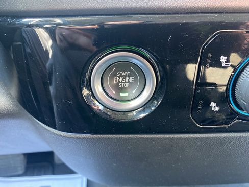 Used 2022 Chevrolet Silverado 1500 LT image 22