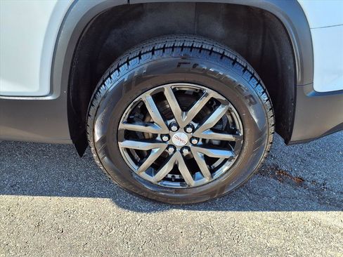 Used 2019 GMC Acadia SLT image 37