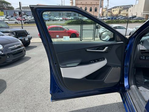 Used 2024 Kia EV6 GT-Line w/ GT-Line White Seat Package image 10