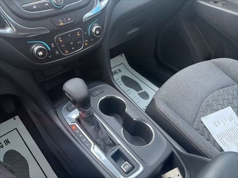 Used 2024 Chevrolet Equinox LT AWD/4WD image 20
