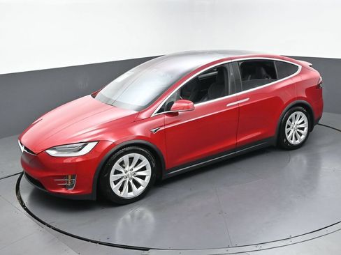 Used 2016 Tesla Model X 90D AWD/4WD image 4