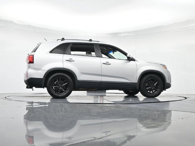 Used 2014 Kia Sorento LX FWD image 35
