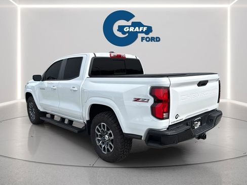 Used 2024 Chevrolet Colorado Z71 w/ Z71 Convenience Package 2 AWD/4WD image 4
