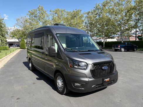 Used 2024 Ford Transit 250 148 Medium Roof Extended AWD w/ Load Area Protection Package image 5