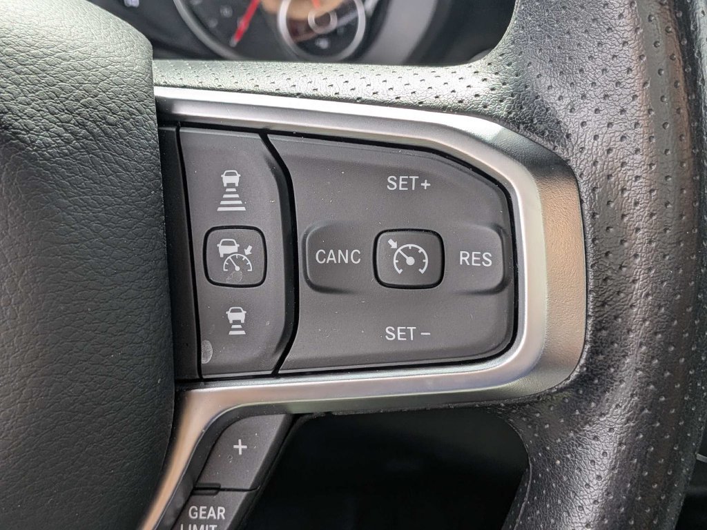 Used 2025 RAM 1500 Tradesman AWD/4WD image 23