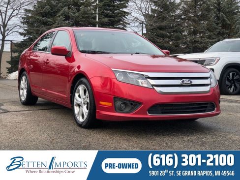 Used 2012 Ford Fusion SE image 1