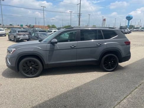 New 2026 Volkswagen Atlas SE AWD/4WD image 4
