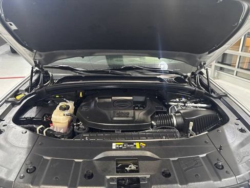 Used 2022 Jeep Grand Cherokee Trailhawk AWD/4WD image 45