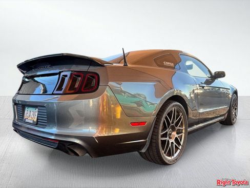 Used 2013 Ford Mustang GT Premium RWD image 4