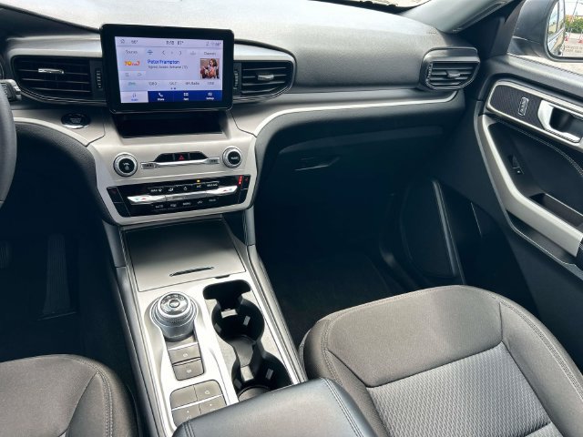 Certified 2023 Ford Explorer XLT RWD image 15