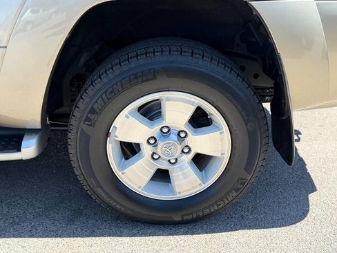 Used 2004 Toyota 4Runner Limited AWD/4WD image 48