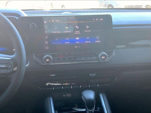 Used 2025 Chevrolet Colorado Z71 image 6