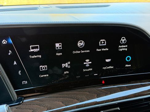 Used 2021 Cadillac Escalade Premium Luxury Platinum image 24