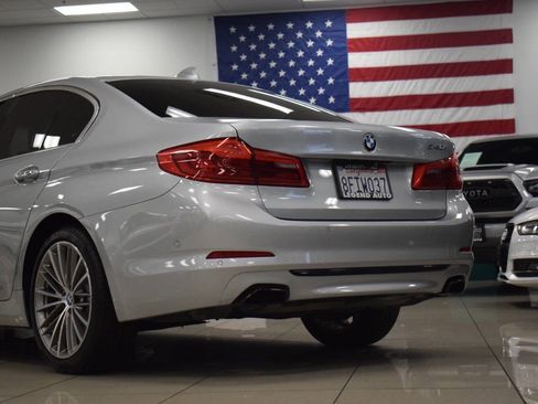 Used 2018 BMW 540i image 20