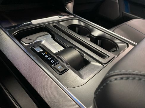 New 2025 Ford F150 Platinum w/ FX4 Off-Road Package image 26