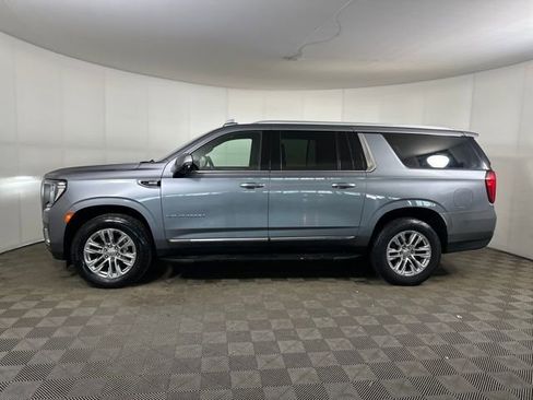 Used 2022 GMC Yukon XL SLT w/ SLT Premium Package image 6