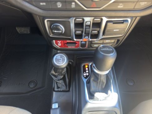 New 2026 Jeep Gladiator Willys AWD/4WD image 16