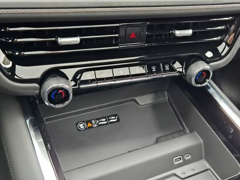 New 2026 Chevrolet Suburban High Country w/ Sun And Tow Package image 31