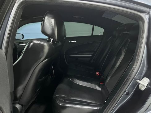 Used 2018 Dodge Charger R/T w/ Plus Group image 28