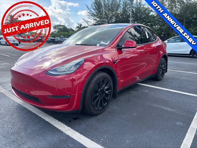 Used 2022 Tesla Model Y Long Range AWD/4WD image 1