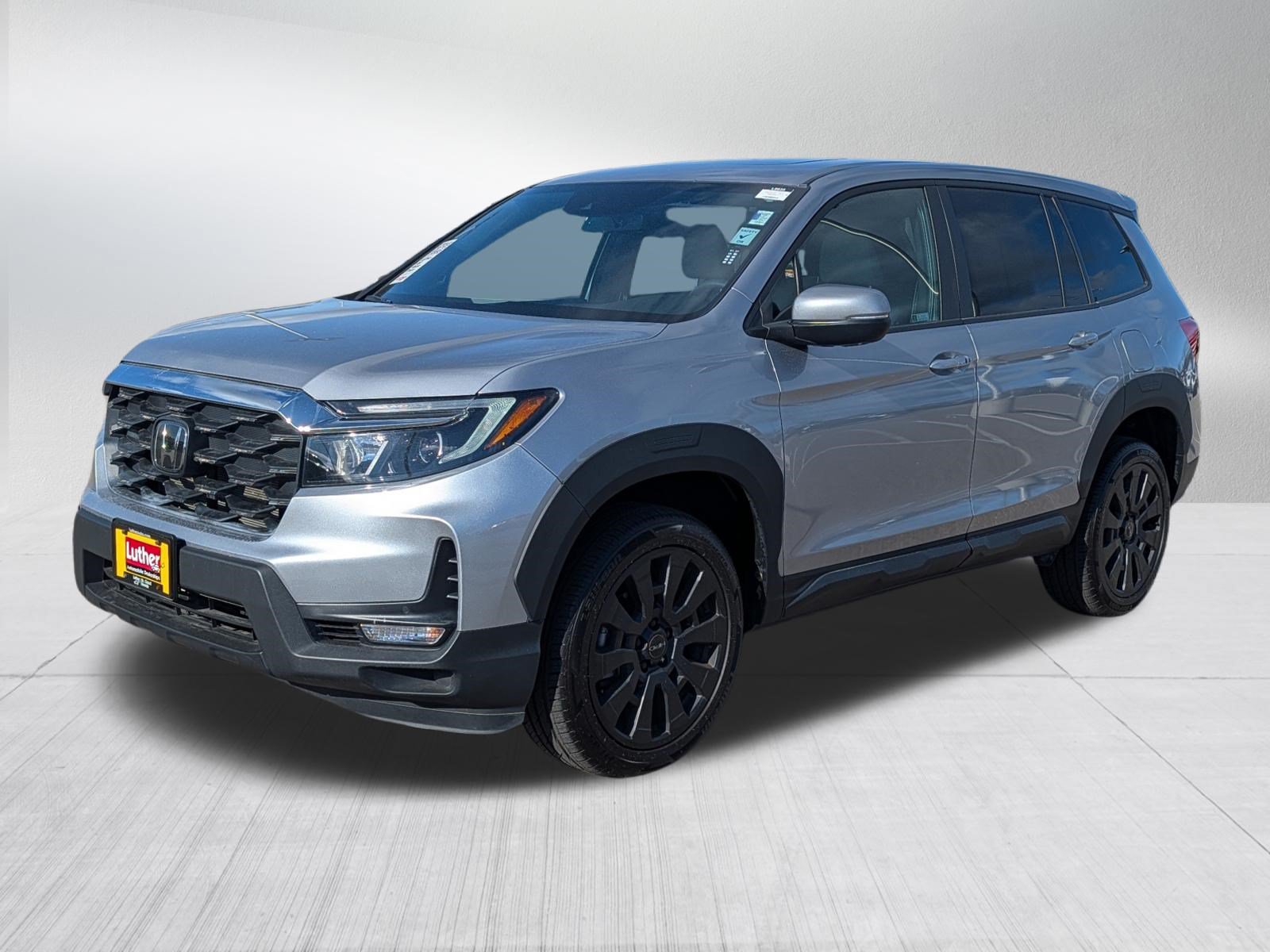 Used 2023 Honda Passport EX-L image 3