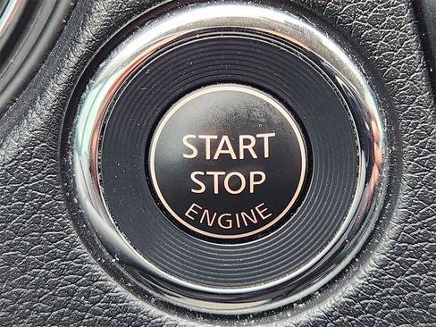 Used 2017 Nissan Rogue SL w/ SL Premium Package image 20